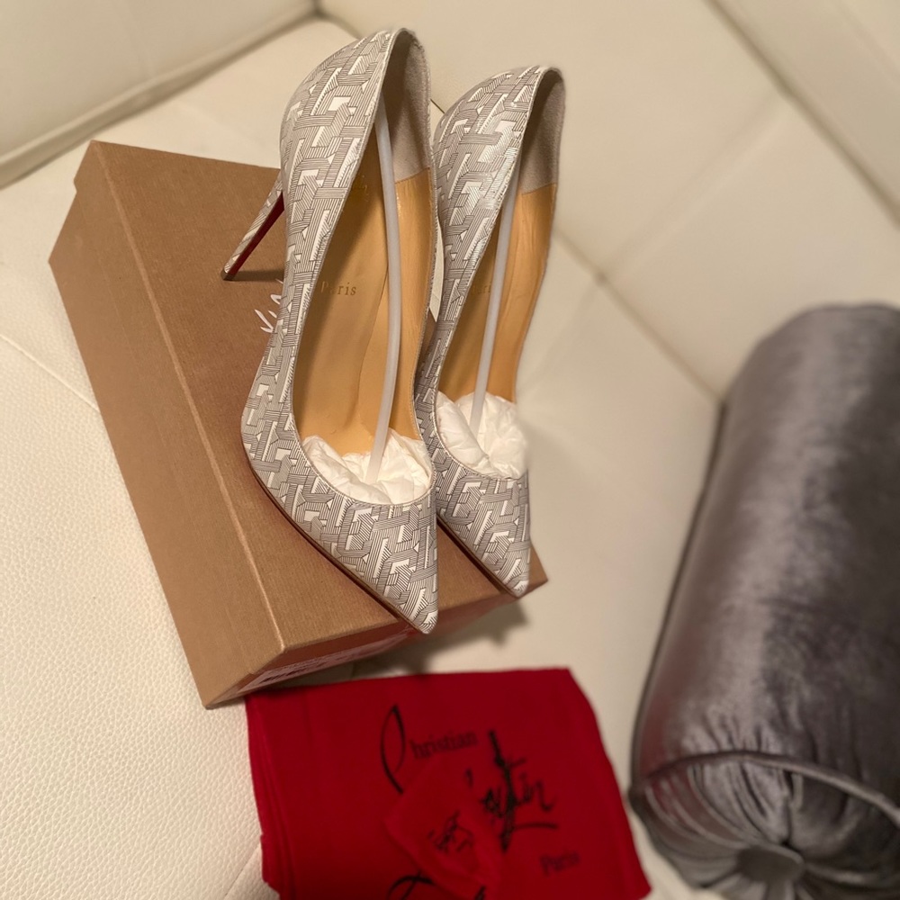 Authentic Brand New Christian Louboutin Pigalle